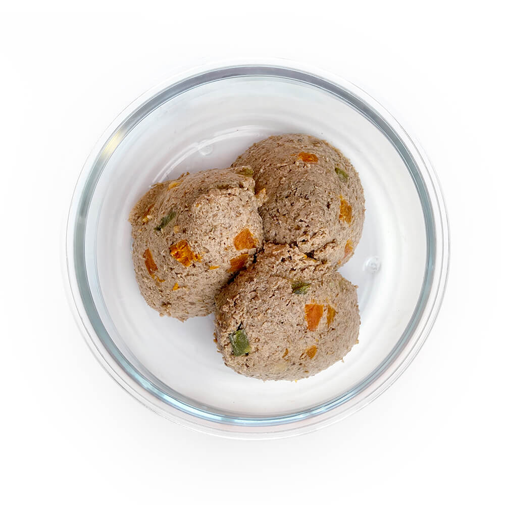 Karma dla owadów w misce. Mokra karma. Karma dla owadów od Ofrieda