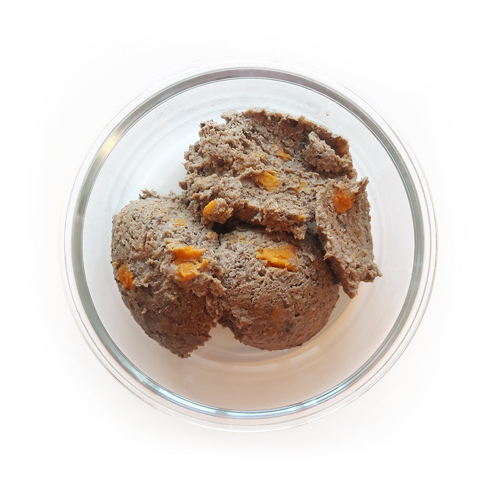 Karma dla owadów w misce. Mokra karma. Karma dla owadów od Ofrieda