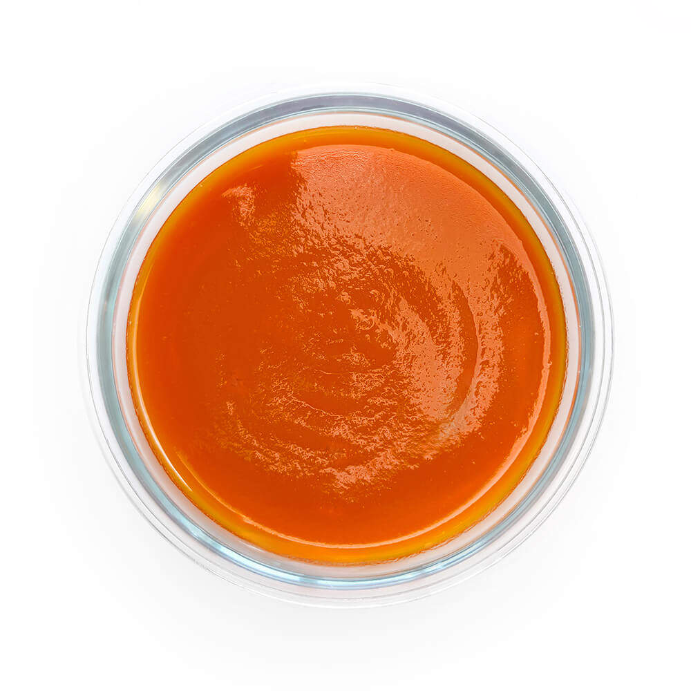 Soupe de carottes dans un bol